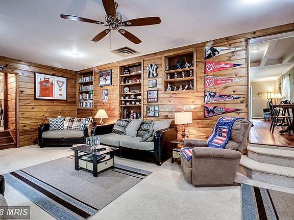 4th image of 2025 Maynard Dr
