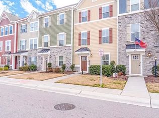 902 Avast Way, Chesapeake, VA 23323