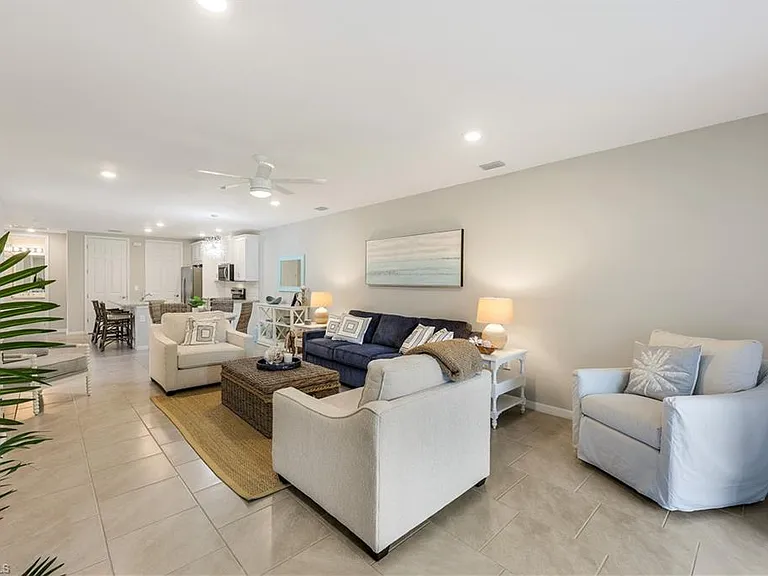 14551 Edgewater Cir — Photo 7