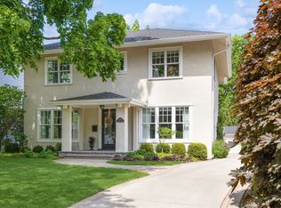 827 Prospect Ave, Winnetka, IL 60093