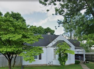 1617 Maple St, Columbus, IN 47201