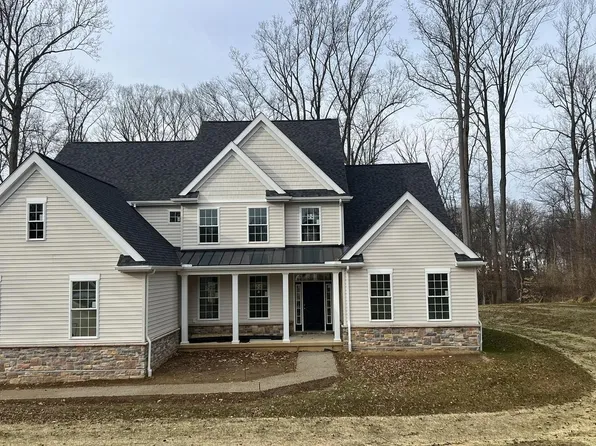 65 W Forge Rd, Glen Mills, PA 19342