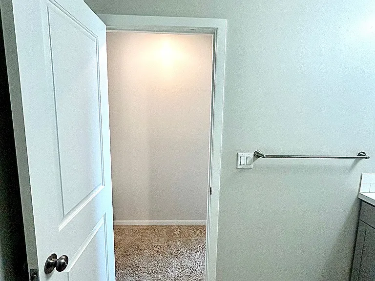 5321 Remington Dr — Photo 14