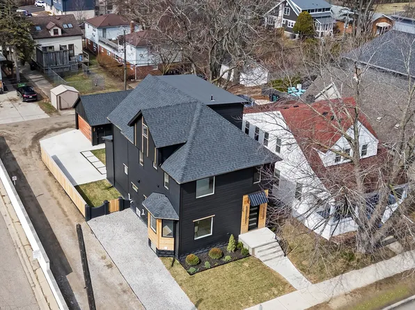 125 N Washington Ave, Royal Oak, MI 48067
