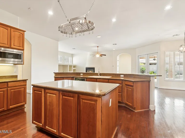 8451 E High Point Dr — Photo 9