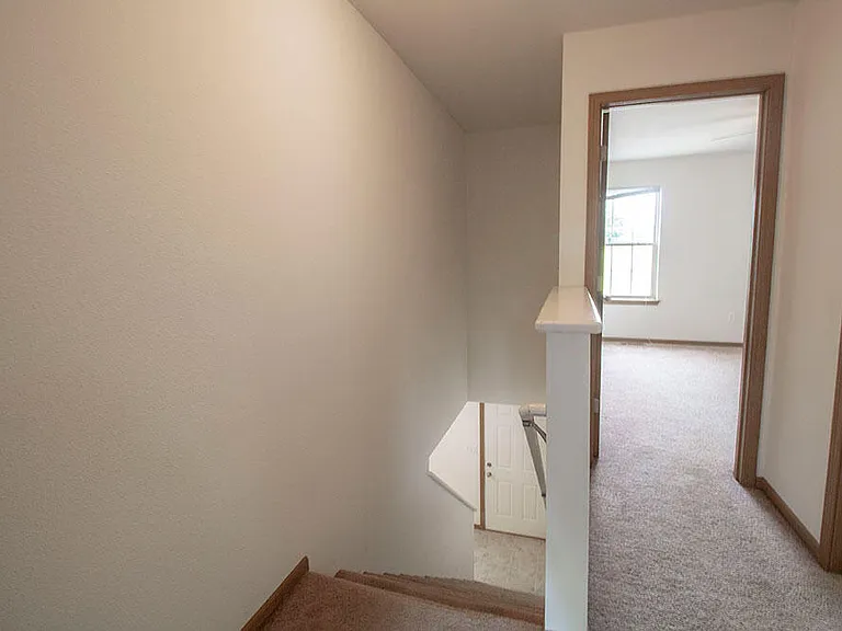 2119 Ballenger Ln — Photo 16