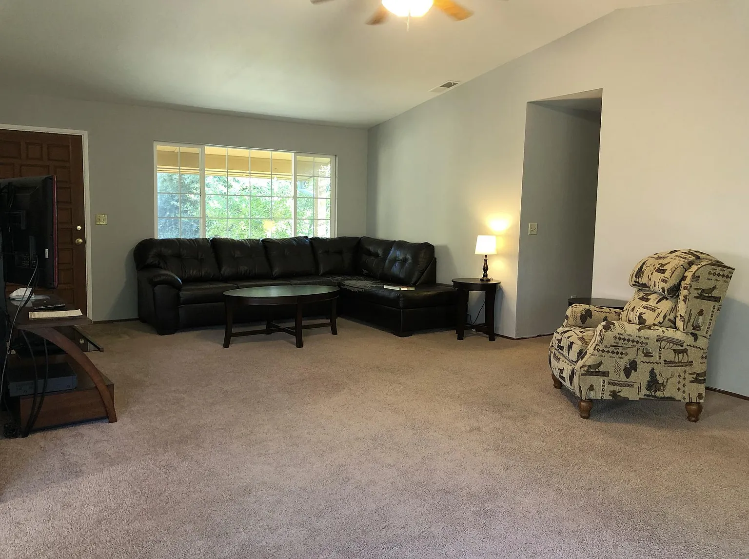 480 Sunset St photo 1