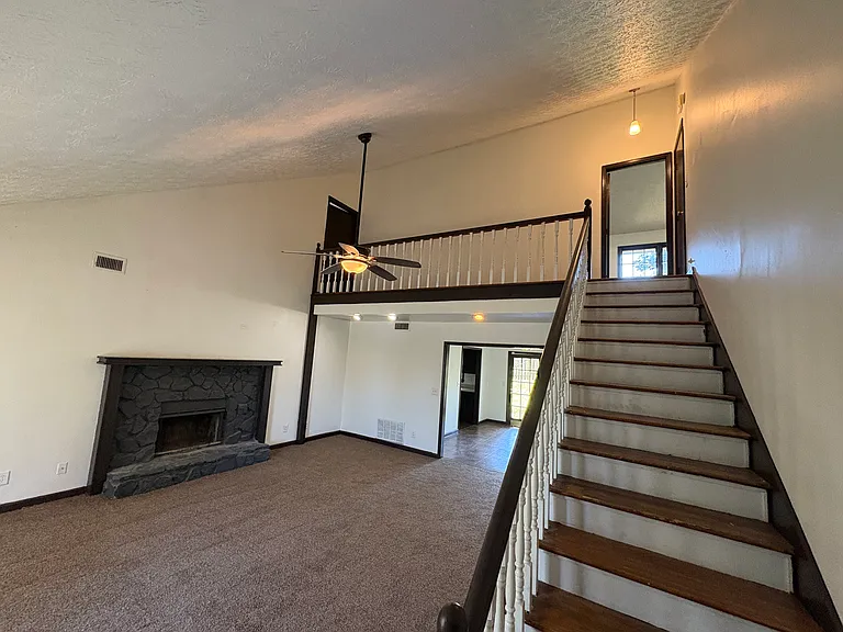 865 Bristol Way — Photo 25