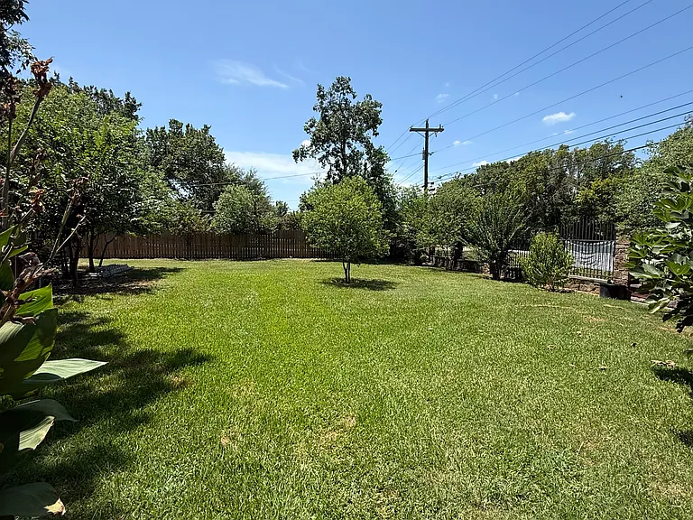 1088 FM 448 — Photo 10