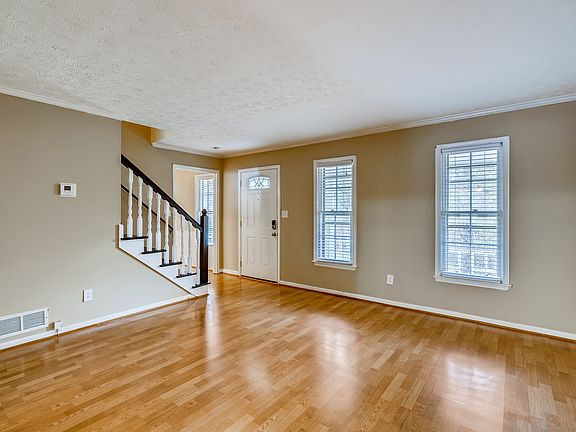 5th image of 1443 Janice Ct