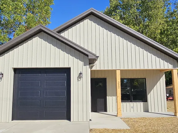 212 Henry St, Coldwater, MI 49036