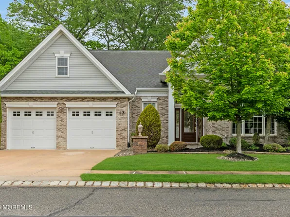 42 Dunberry Drive, Freehold, NJ 07728