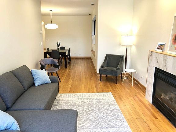 3rd image of 5002 N Hermitage Ave #2N