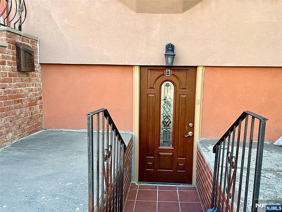 2nd image of 310 E Central Blvd