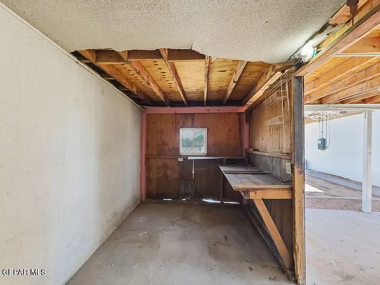 7107 Parkland Dr #1 — Photo 36
