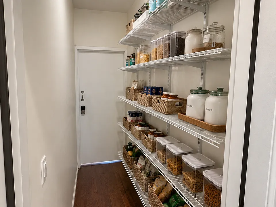 walk-in pantry