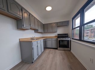 91 E Beverly Hill Ter #E, Woodbridge, NJ 07095
