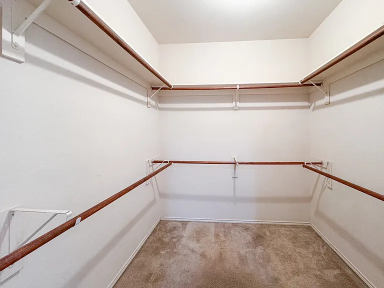 1212 Maple Terrace Dr — Photo 19