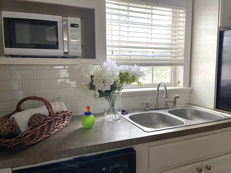 529 N Whitham Ave — Photo 28