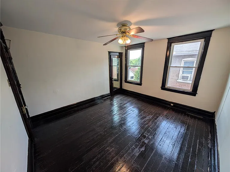 2132 Lincoln Ave — Photo 15