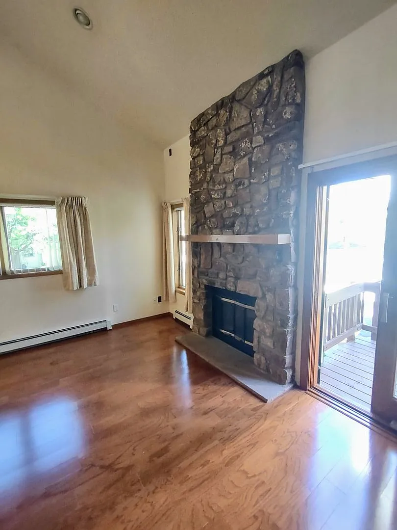 Building Photo - 12 Los Arboles Dr