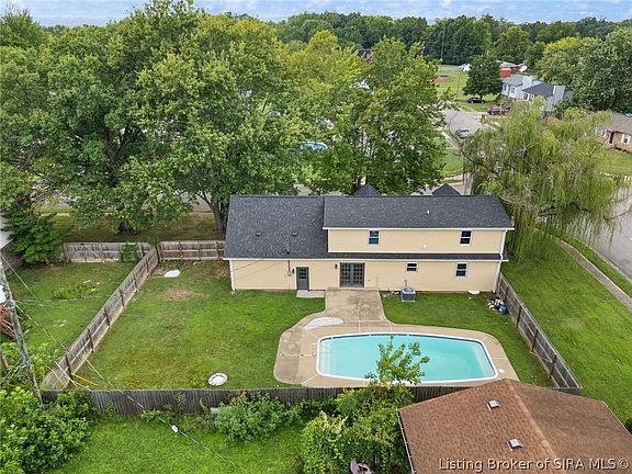 4th image of 516 Millwood Place