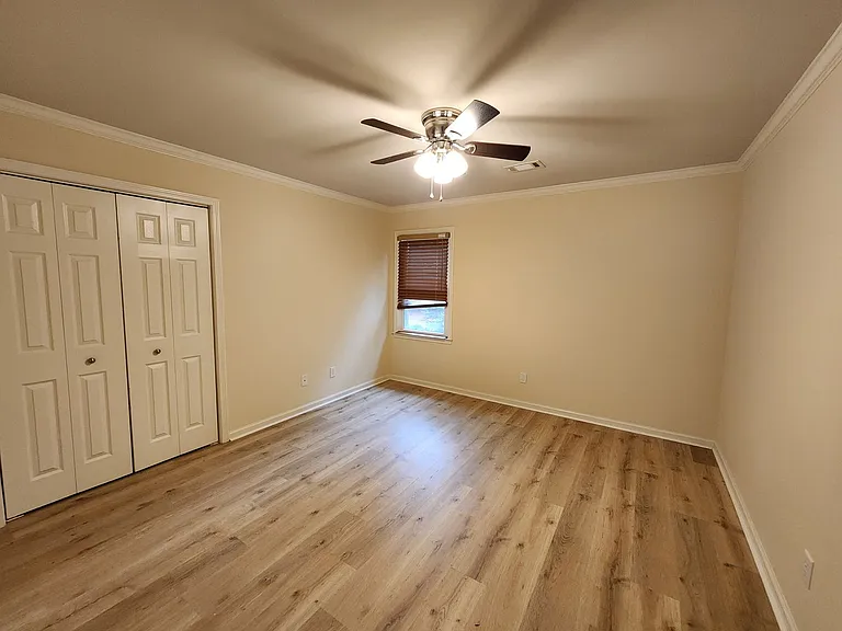 270 S Shore Dr — Photo 30