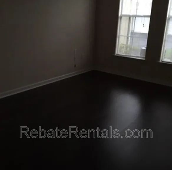 8290 Gate Pkwy #911 — Photo 6
