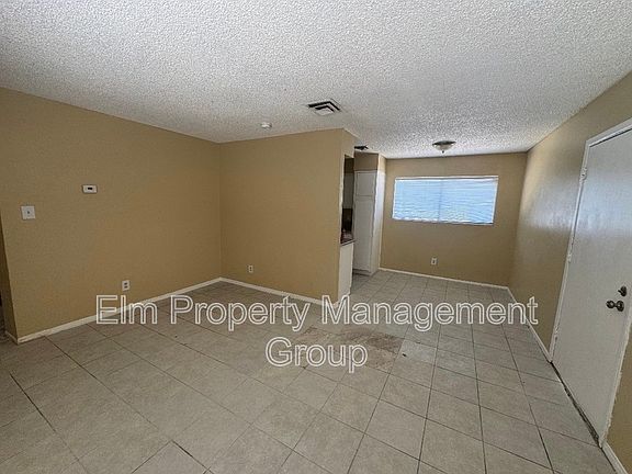 2nd image of 2516 E Mesquite Ave APT 4