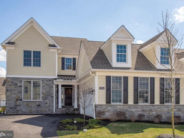 3720 Rose Trader Ln, Newtown Square, PA 19073
