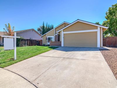7809 Renton Way, Sacramento, CA, 95828