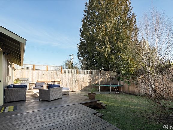 5th image of 6518 16th Ave NW