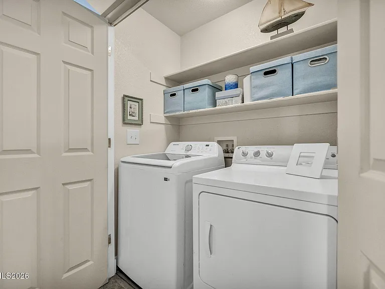 1331 Victoria Dr — Photo 21