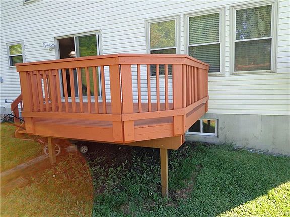4th image of 6361 Stoney Creek Dr