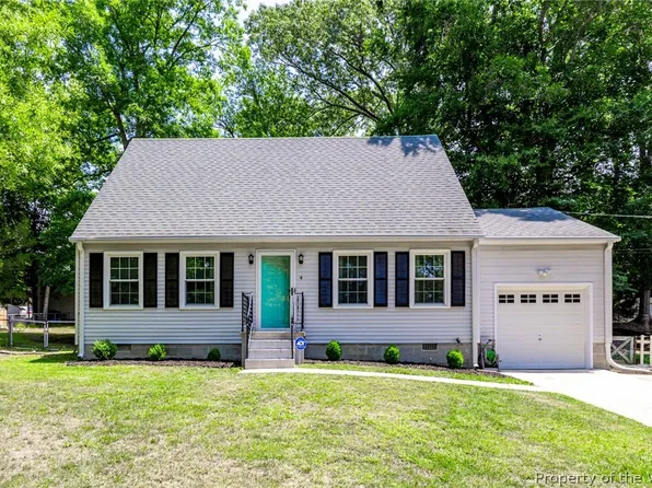 4 Cathy Dr, Newport News, VA 23608