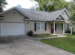 6049 Edwards Dr, Macon, GA 31216