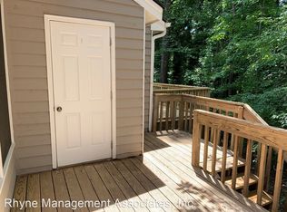 7601 Wilderness Rd #B, Raleigh, NC 27613