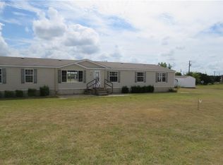 140 Bridge Ln, Whitney, TX 76692