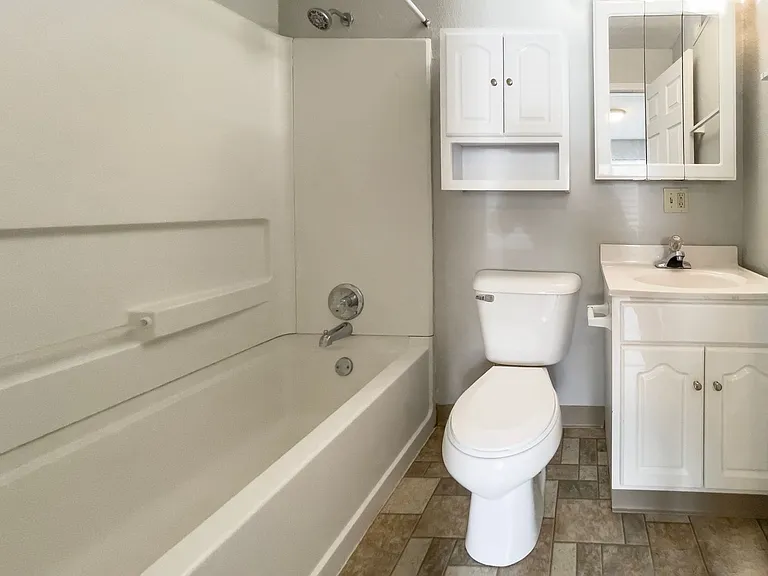 1619 W Gilbert St #3 — Photo 4