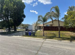 6343 Tournament Dr, Riverside, CA 92509