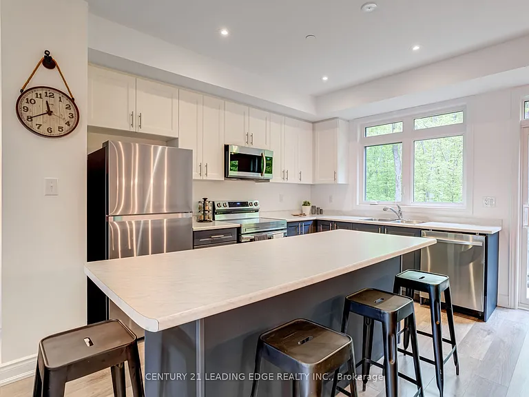 105 Marina Village Dr — Photo 16