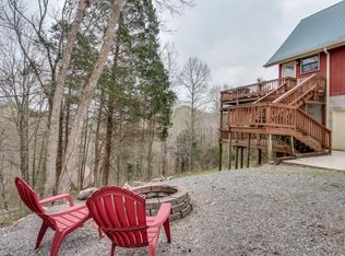 925 Cherokee Dr, Smithville, TN 37166