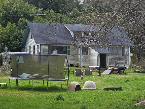 3rd image of 175 Copalis Beach Rd