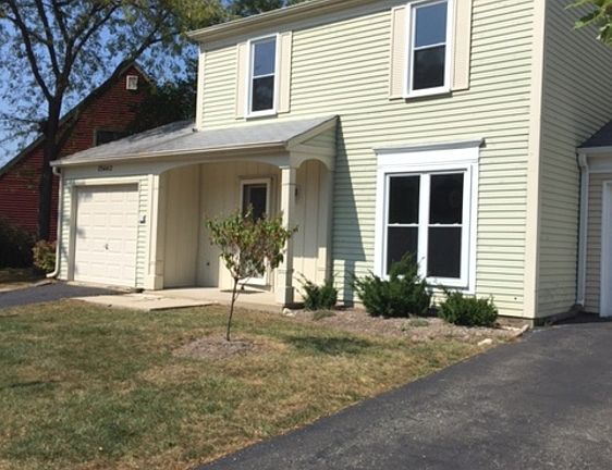 3rd image of 29W412 White Oak Dr