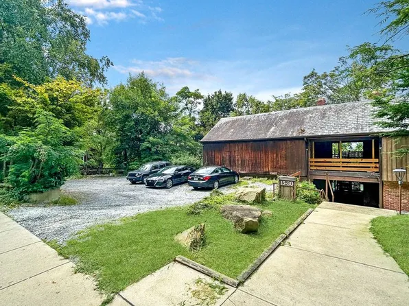 1530 Barr Ave, Pittsburgh, PA 15205