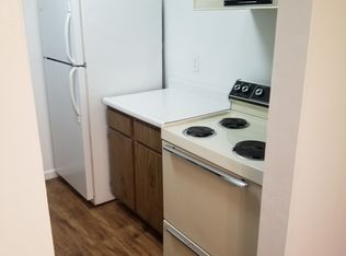 711 Cubbage St APT 3B, Carnegie, PA 15106