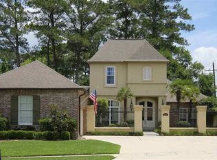 17959 Pecan Shadows Dr, Baton Rouge, LA 70810