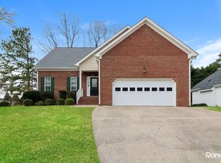 1101 Oak Crest Dr, Knightdale, NC 27545