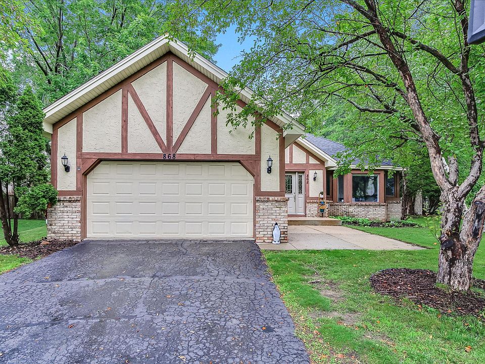 1st image of 868 Winterberry Ct