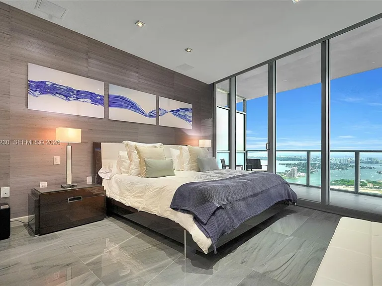 1100 Biscayne Blvd #6001 — Photo 33